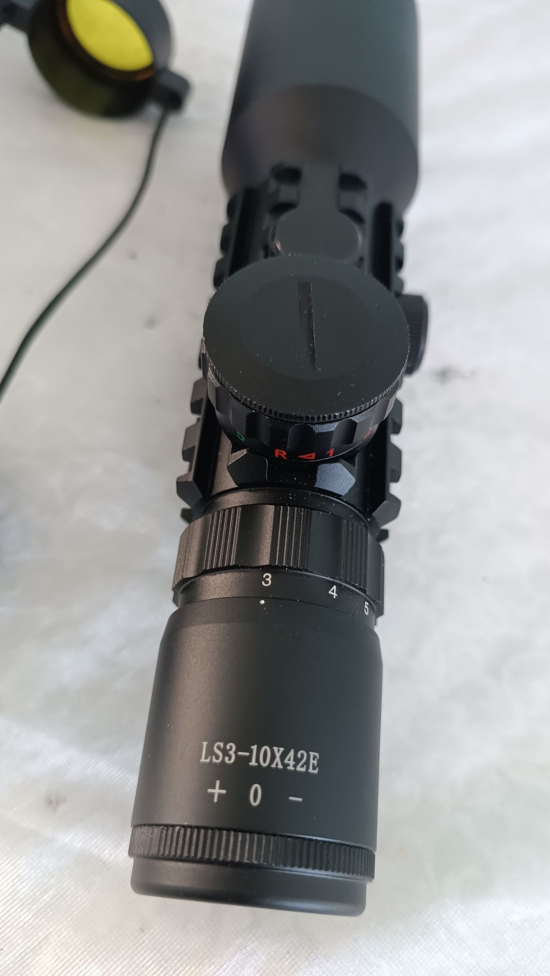 прицел prisel 10×42