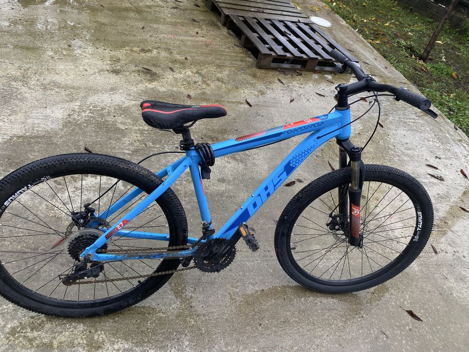 Vand bicicleta dhs terrana 27 care functioneaza impecabil