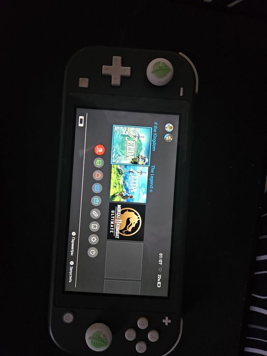 продам прошитую Nintendo switch lite/ Нинтендо свитч лайт