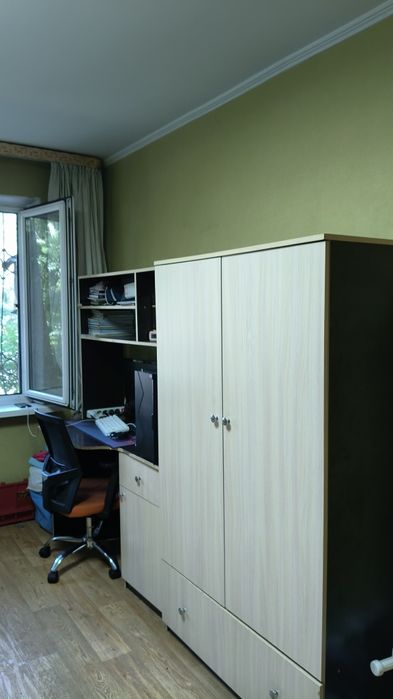 Продаётся мебель комплектом