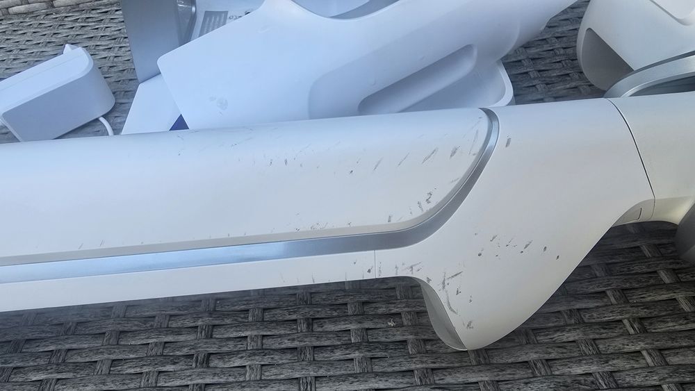 Aspirator vertical fara fir cu spalare Rowenta X-Clean 10 GZ7540WO