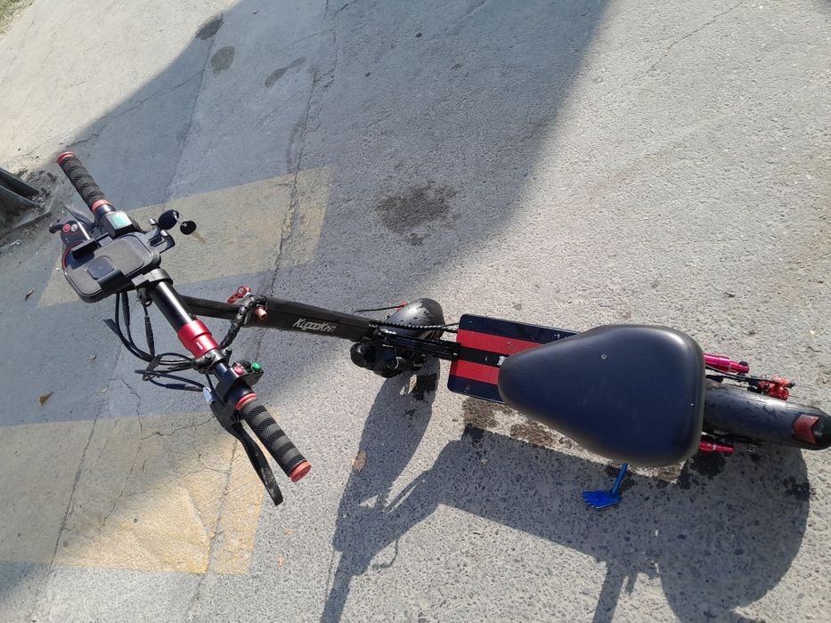 Самокат привезли с Санкт Петербурга