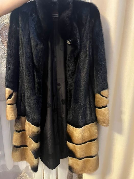 Продам норковую шубу