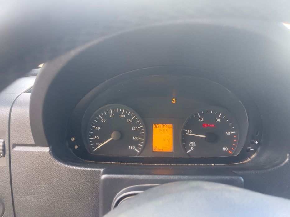 Autoutilitara Mercedes Sprinter 209