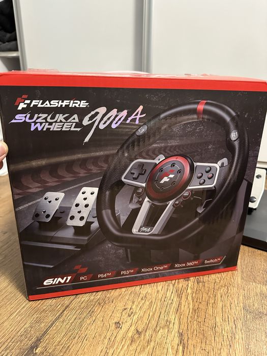 Volan Gaming Sakura Wheel 900A – Ca nou, stare excelentă