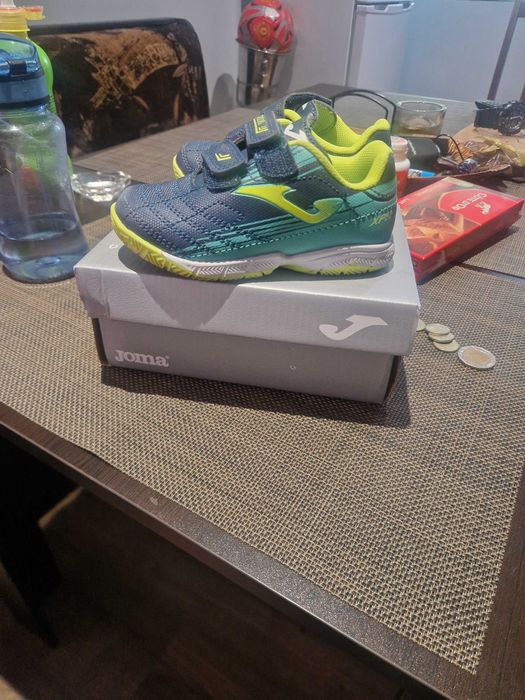 Детски футболни обувки Joma