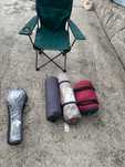 Cort,scaun pescar ,palete cu fileu ,sac dormit