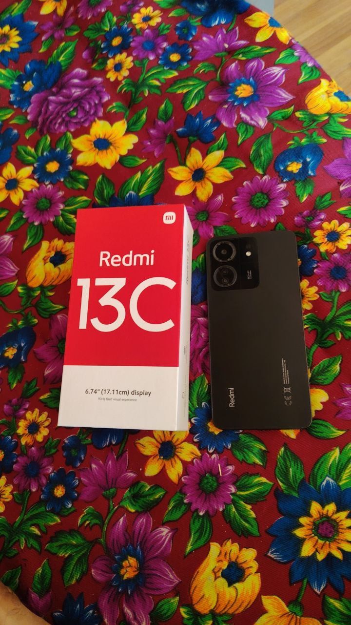 Redmi 13c 8+8 ram 256gb