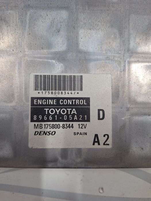 Компютър запалване за Toyota Avensis 2.2 D4D