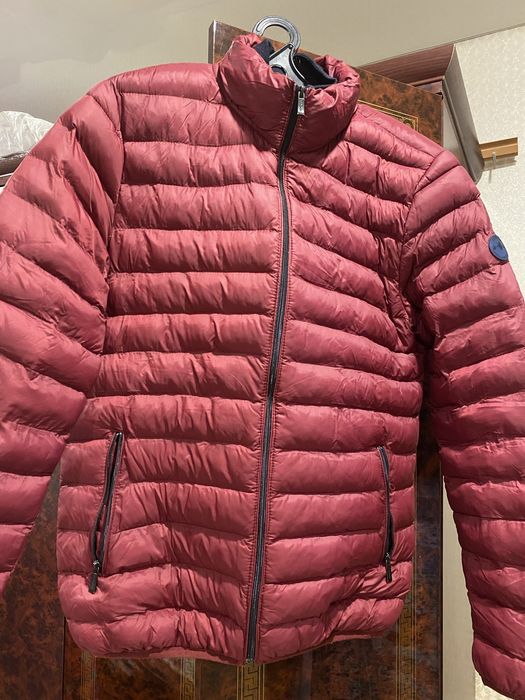 Продам осеннюю куртку