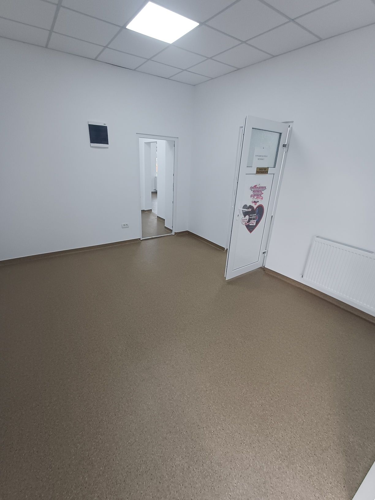 Montaj pardoseli Covor pvc tarkett.mocheta  linoleum