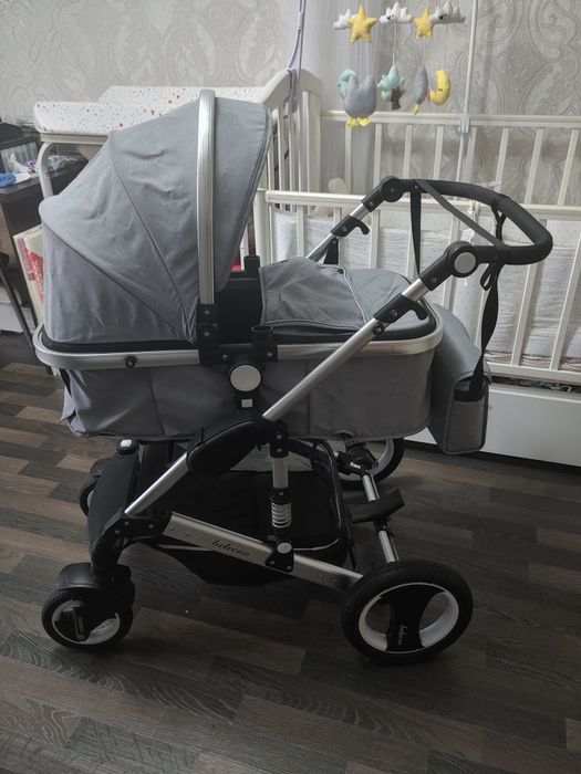 Всесезонная коляска трансформер