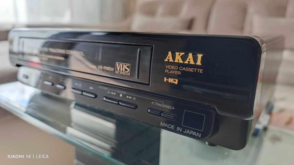 Видео Akai VS-R9EM.