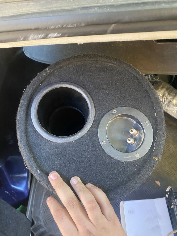 Бас каса JBL 12ка