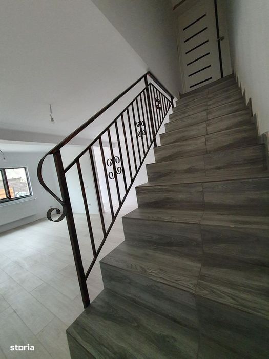 PROPRIETAR: Casă individuală, arhitectura modernă, finisaje premium