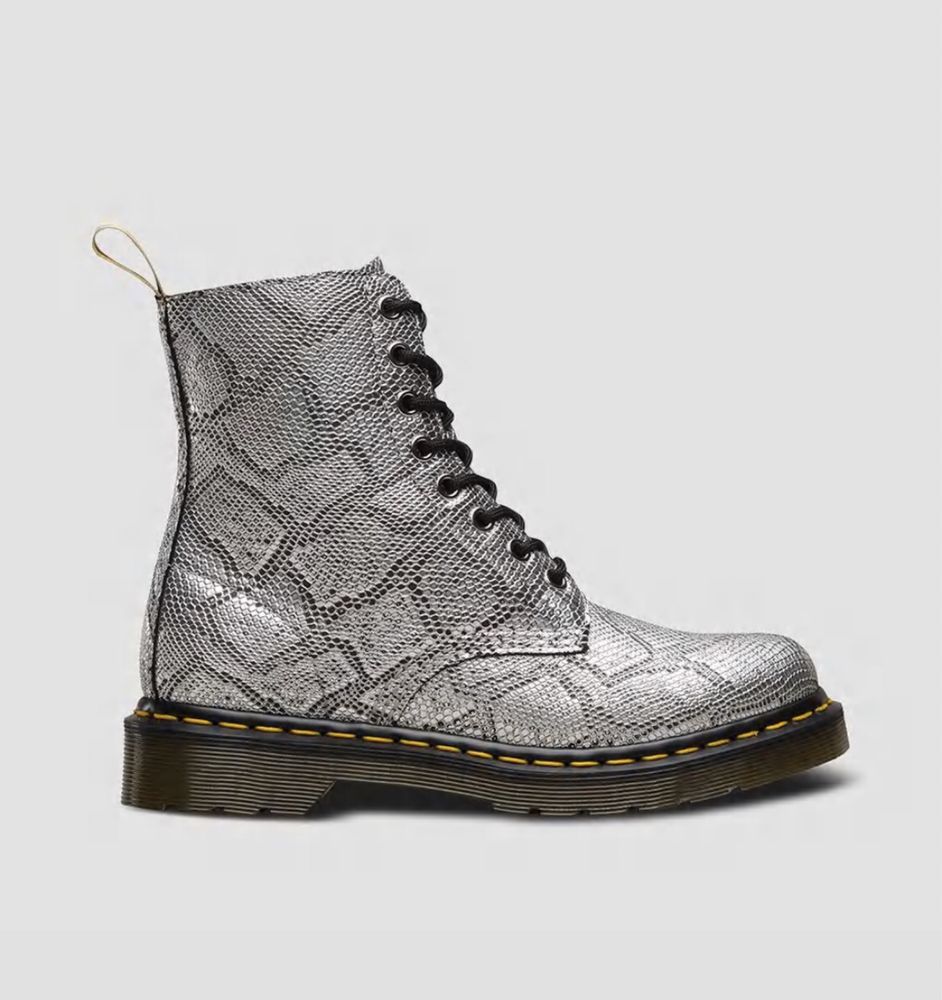 НОВИ Dr. Martens 1460 Pascal Vegan ОРИГИНАЛНИ дамски кубинки 36/23см