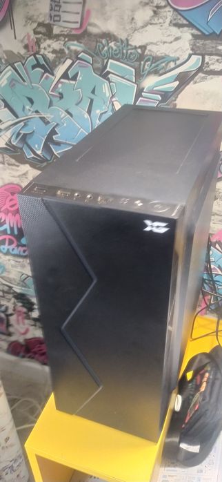 Продаю компьютер с gtx 1050 и core i3 8100