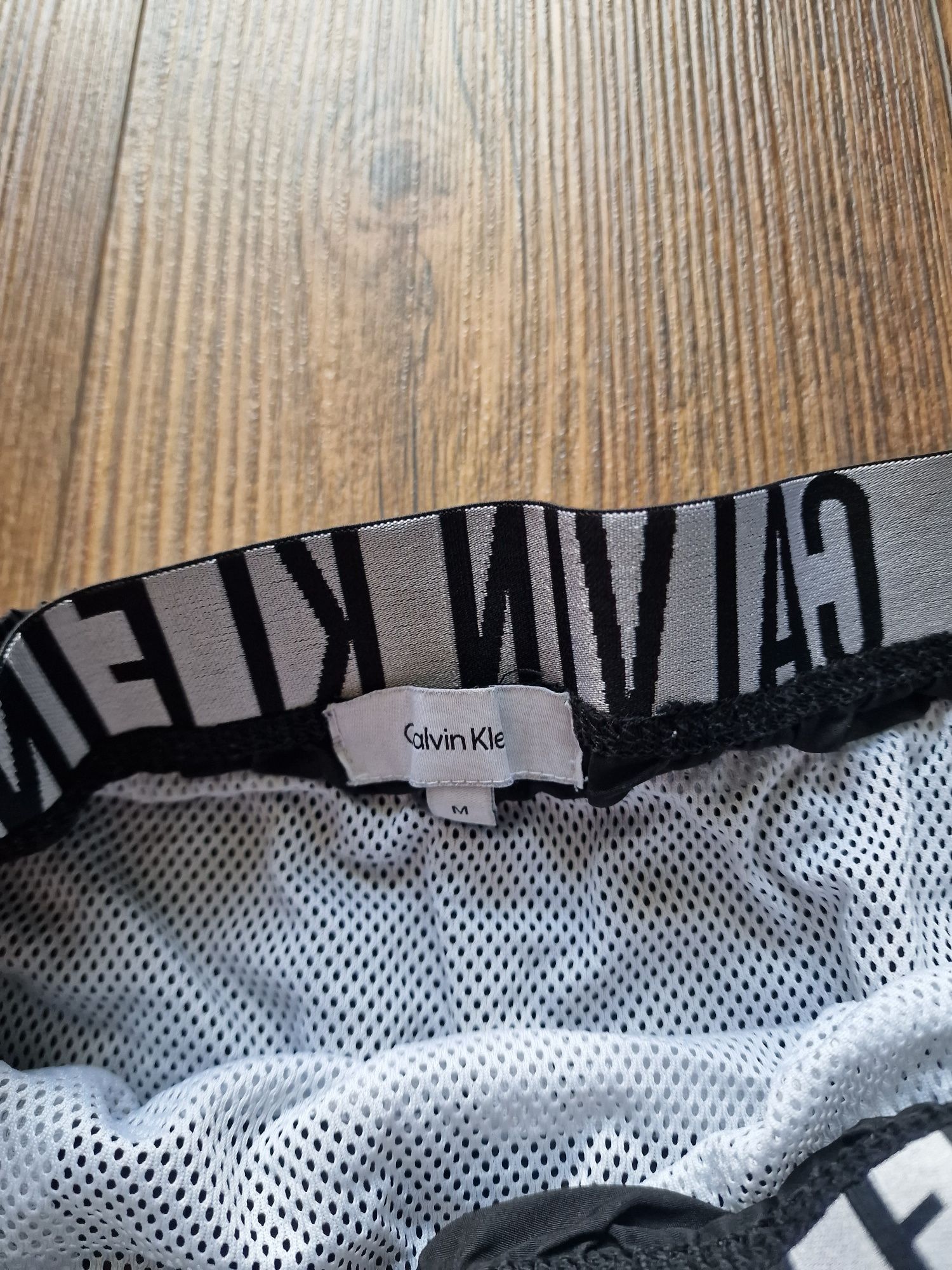 Страхотни мъжки  къси шорти бански CALVIN KLEIN размер  M