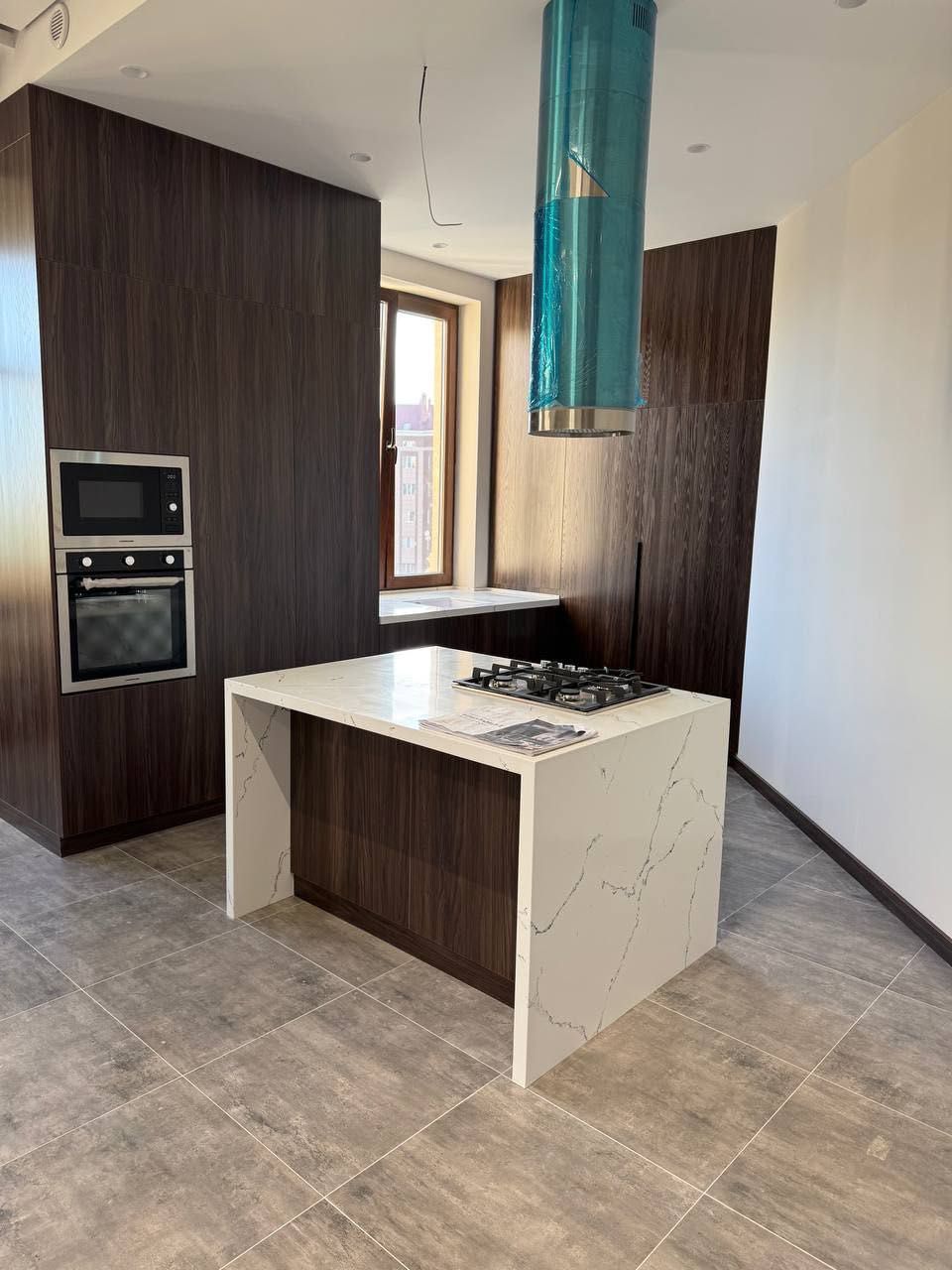 Новостройка Продается 3 комнатная квартира ремонт Ц-5 Алайский рынок