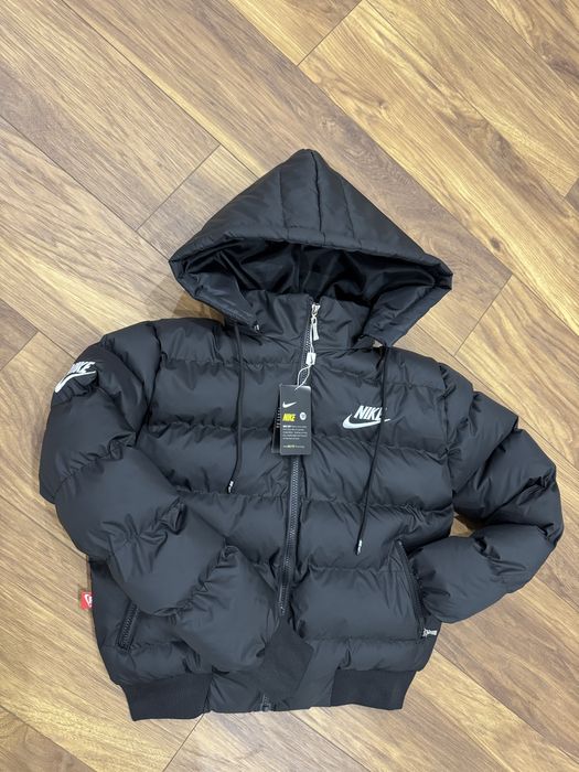 Мъжко яке с качулка!