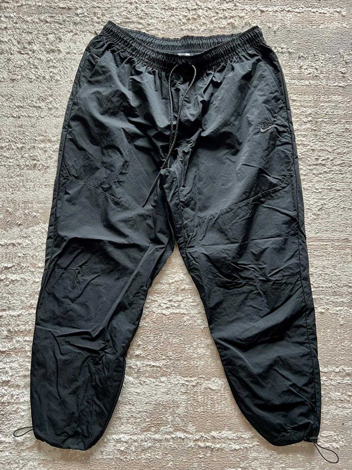 Pantaloni negri Nike marimea XXL