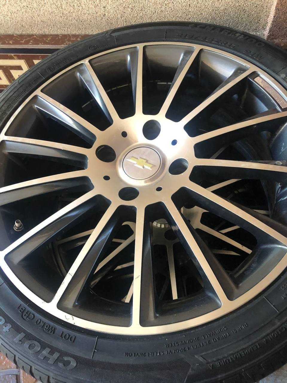 Диски на Mercedes W222 (4шт) + 2 шины, торг для Chevrolet