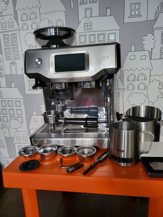 SAGE Barista Touch Кафемашина Еспресо машина с дисплей и ръкохватка