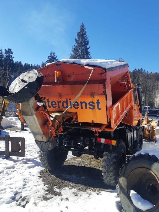 Unimog U1400  Echipat complet pentru deszapezire