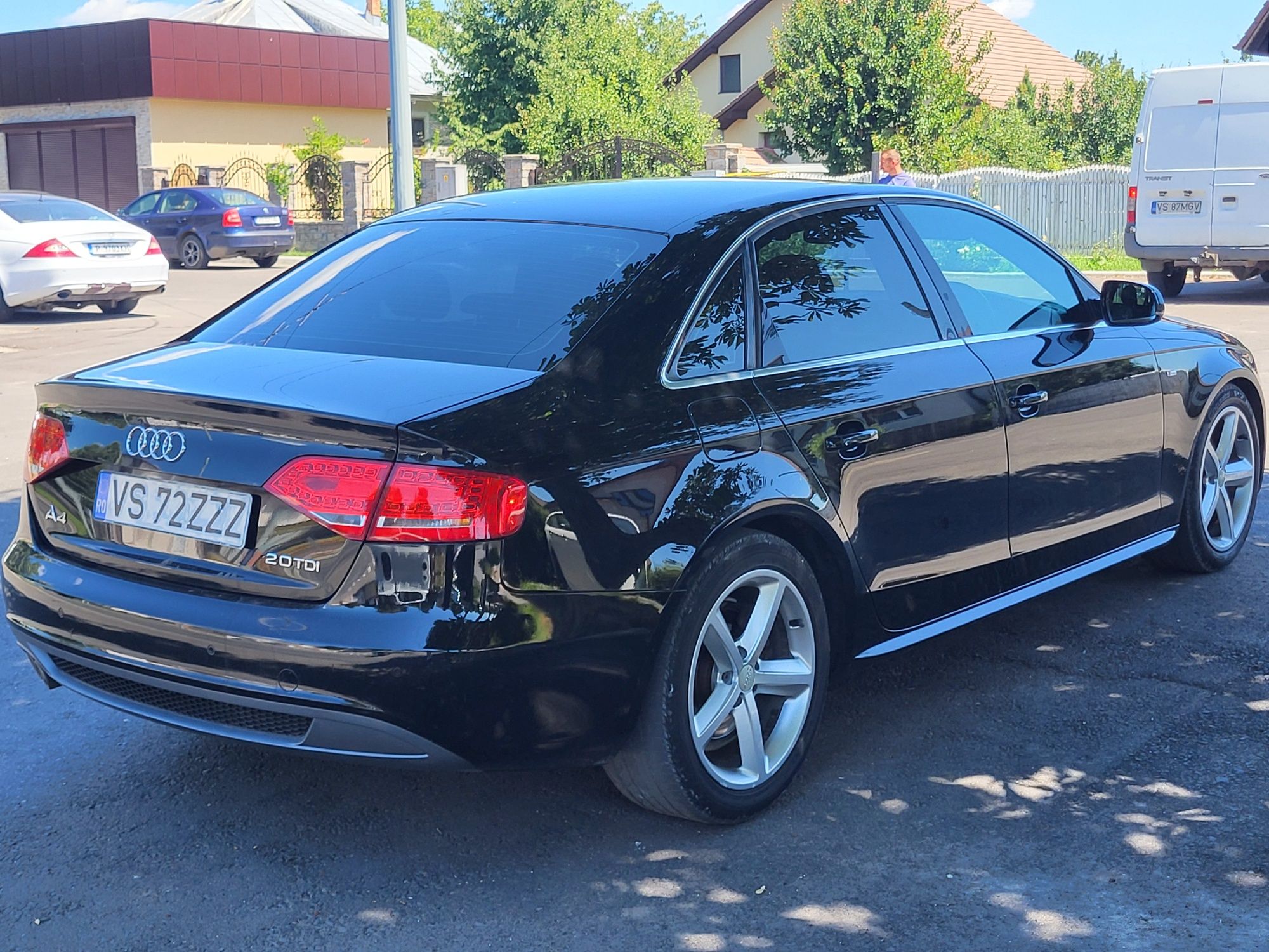 AUDI A4 B8 3x S-LINE 2011 Full Led Bixenon 2.0 TDI  Inm Ro Fiscal
