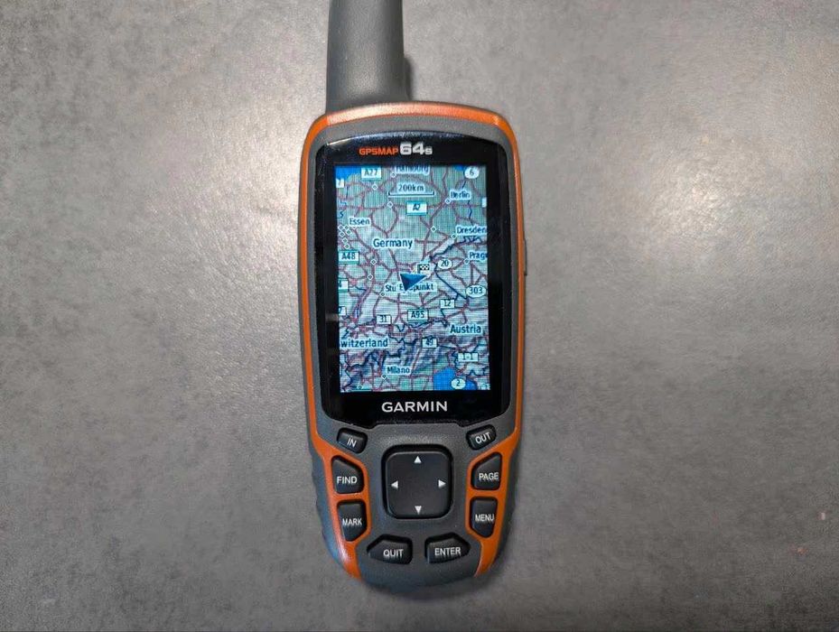 Туристическа навигация Garmin gpsmap 64s
