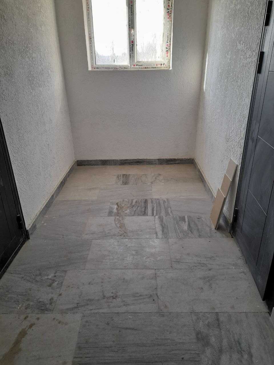 Сергели (Спутник), рядом с метро Кипчок (500 м). Цена: 33 000 USD