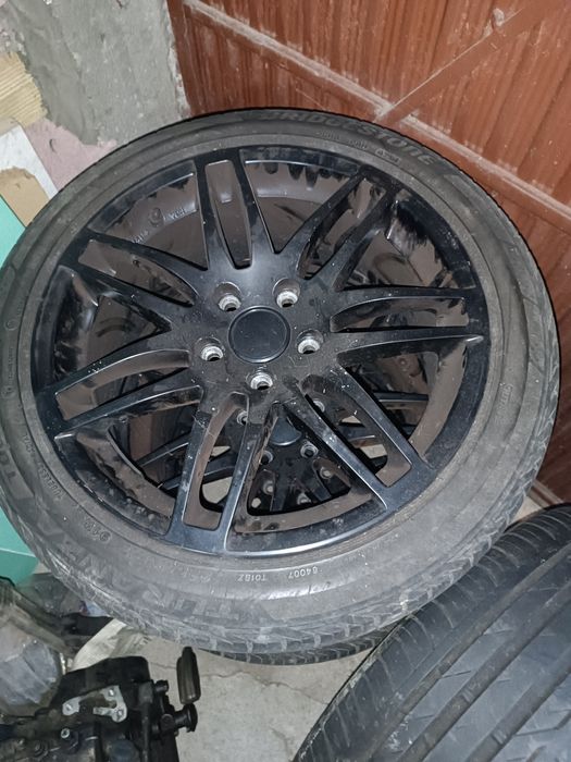 Гуми джанти 225,45,17