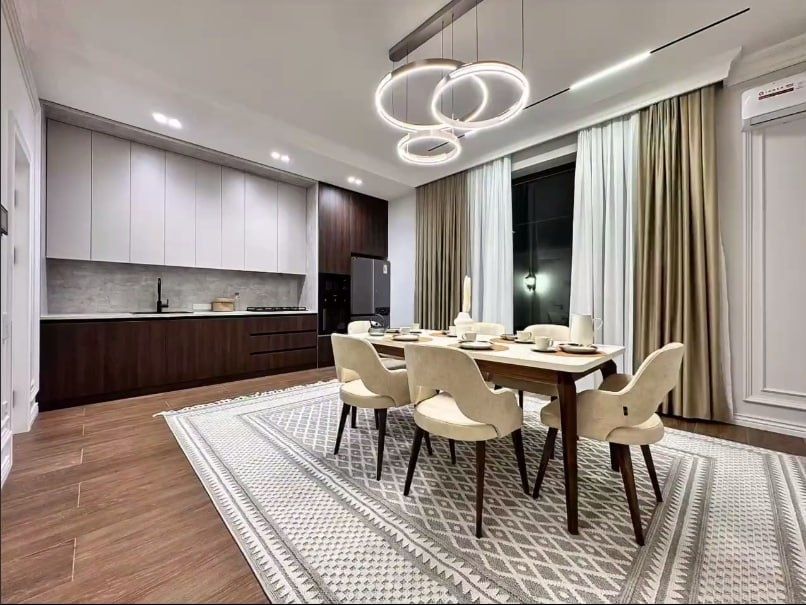 Продается Коттедж на ул. Саламатина, 6 комнат, 1,2 соток