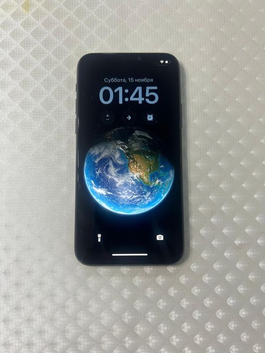 Айфон 11 про продам