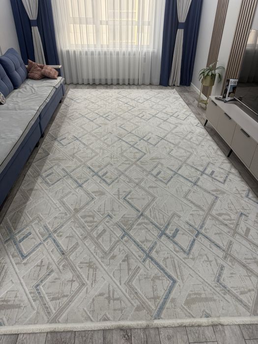 Продам ковер 2,5*5 м