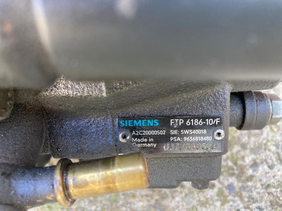 Pompă înaltă presiune Peugeot 307 cu suport