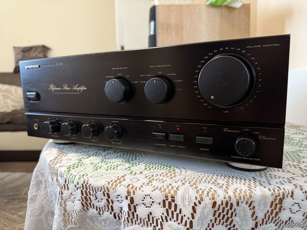 Pioneer A-676 Стерео усилвател
