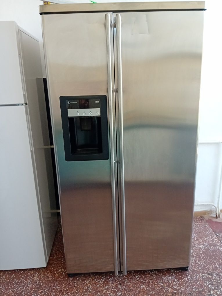 Frigider Dublu cu Congelator