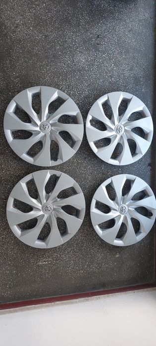 Vand capace pe 15 si 16 originale Dacia/Toyota/Vw/Audi/Peugeot