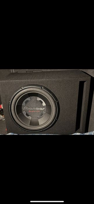 Pioneer TS-300D4 1400W субуфер + кутия + усилвател Blackmaxx 1000w