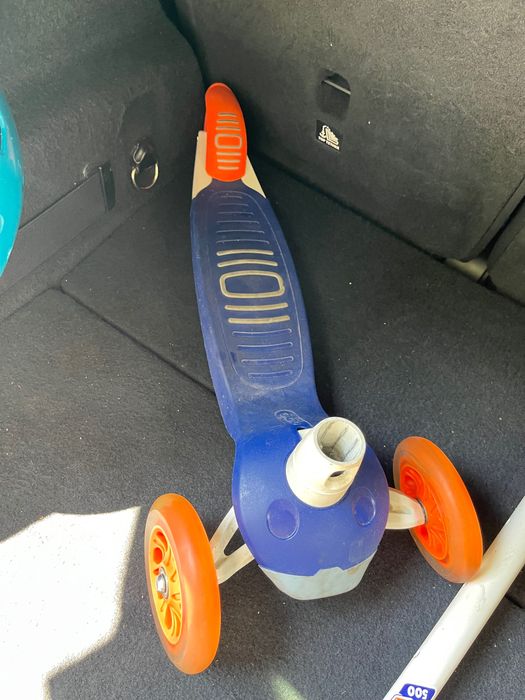 Trotineta Oxelo si casca