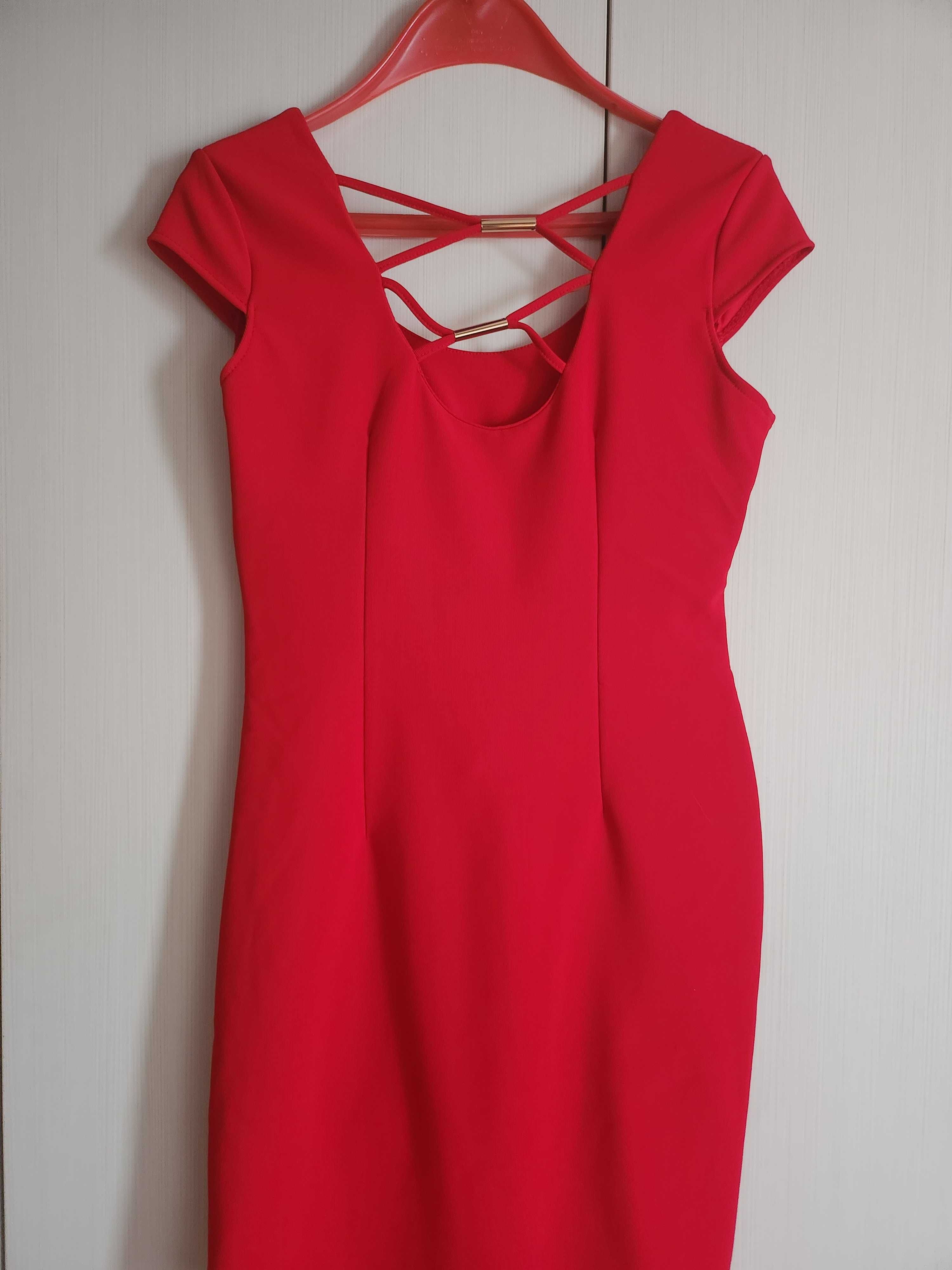 Дамска червена рокля
