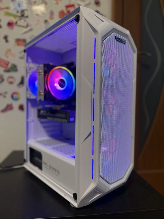 PC Gaming RGB RTX 5060 i5 12400f 32gb