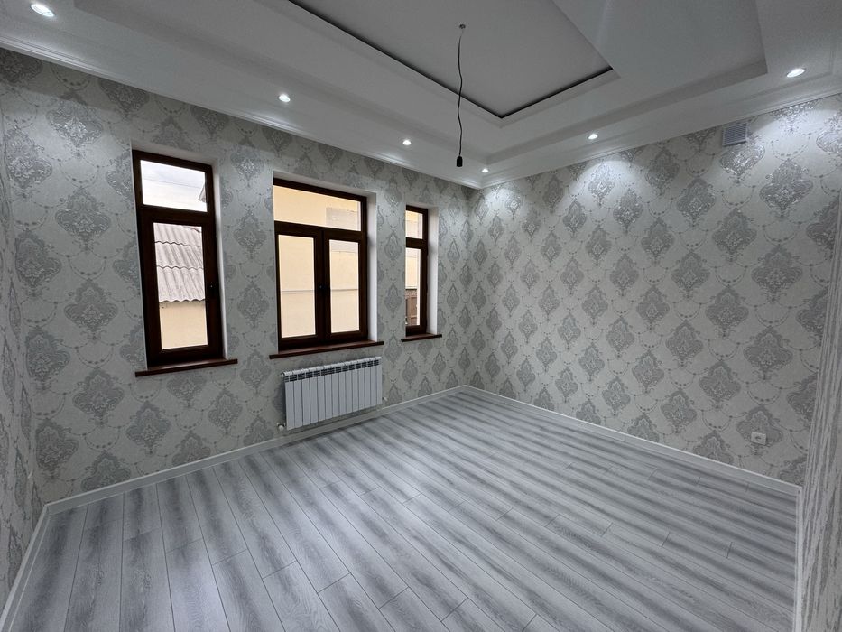 Продаётся 5-комнатный Евро дом с участком 2 сотки