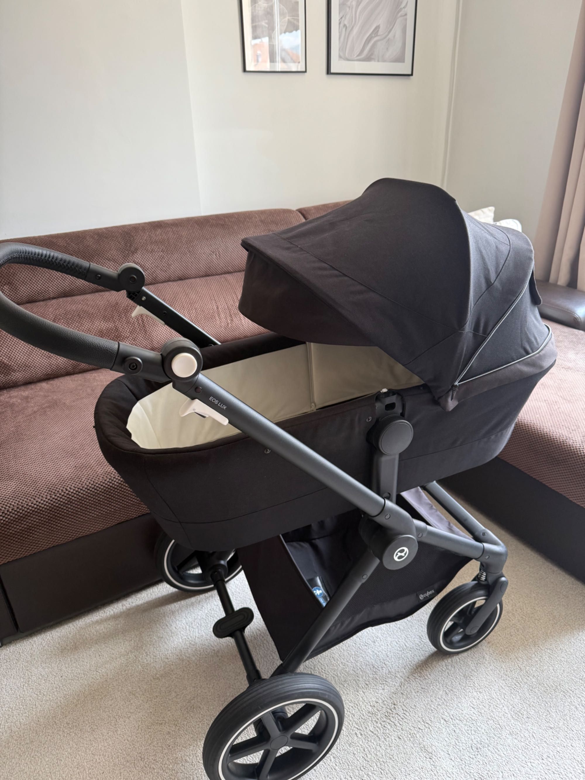 Бебешка количка 3 в 1 Cybex Gold EOS LUX с кош Aton B2 Moon Black