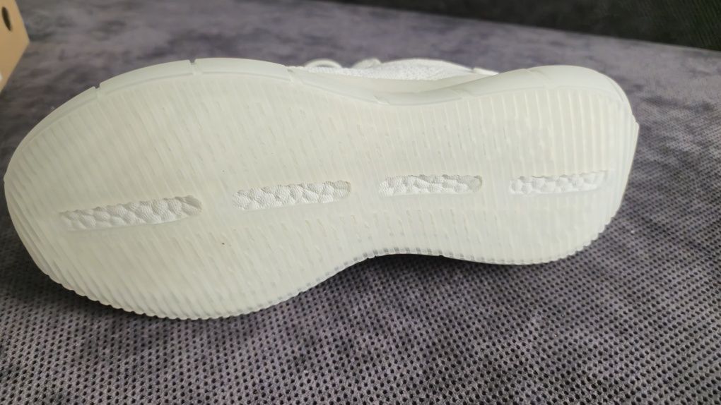Кецове (маратонки) Adidas и DRK /Dorko/
