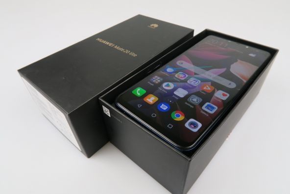 Huawei mate 20 lite nou în cutie cu factura