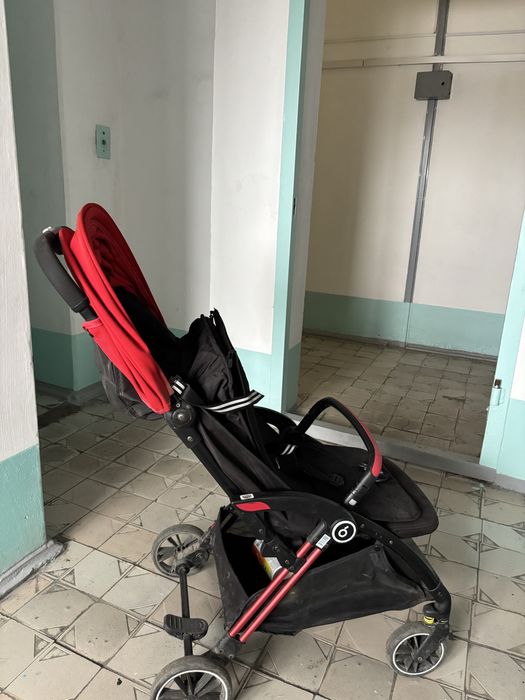 Продам детскую коляску