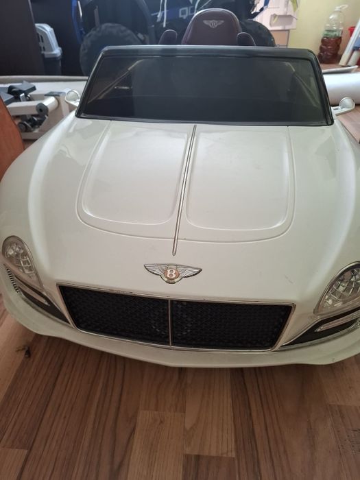 Mașină electrică pentru copii