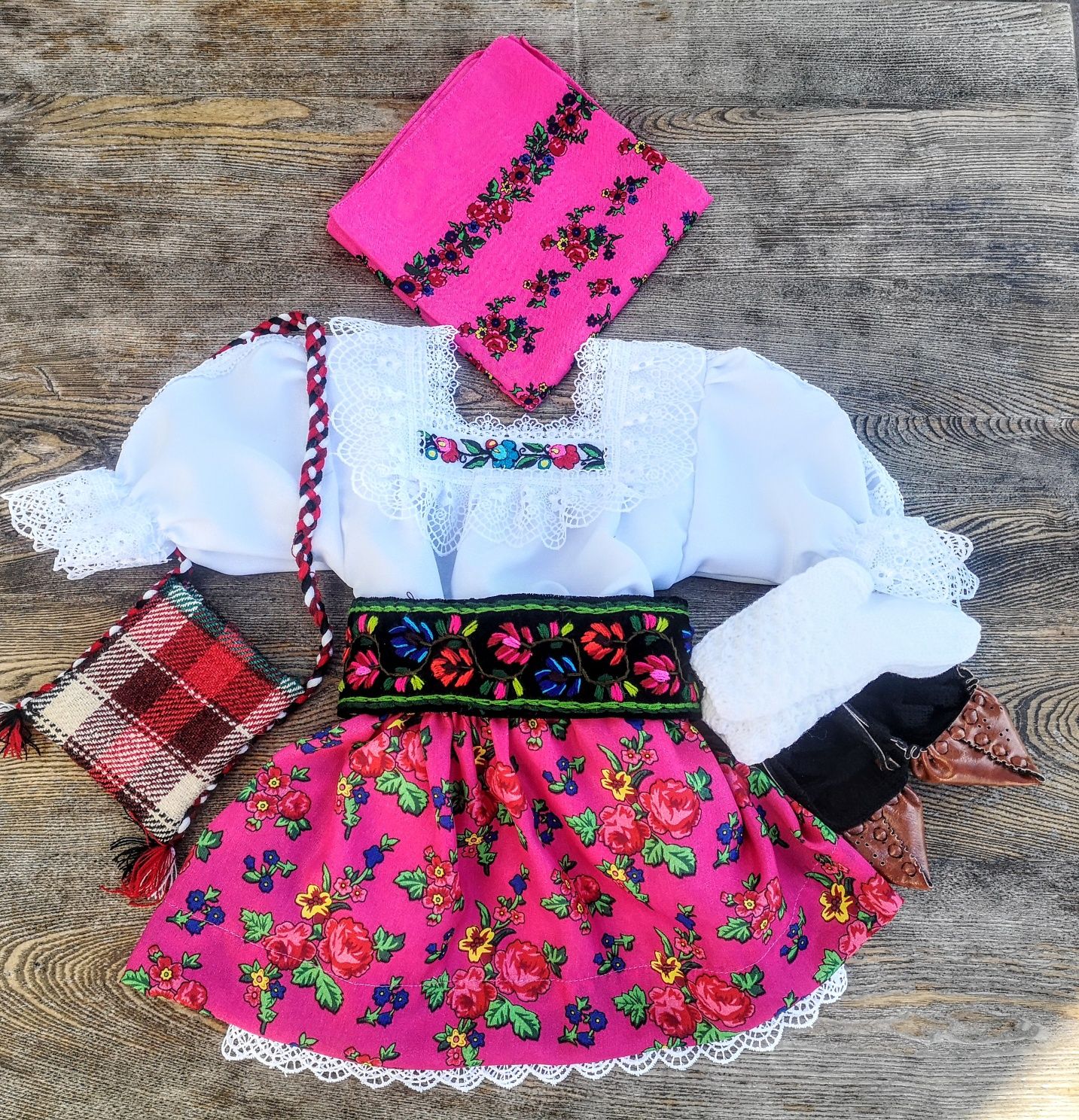 Costum popular botez fetite de maramures!Cod:009